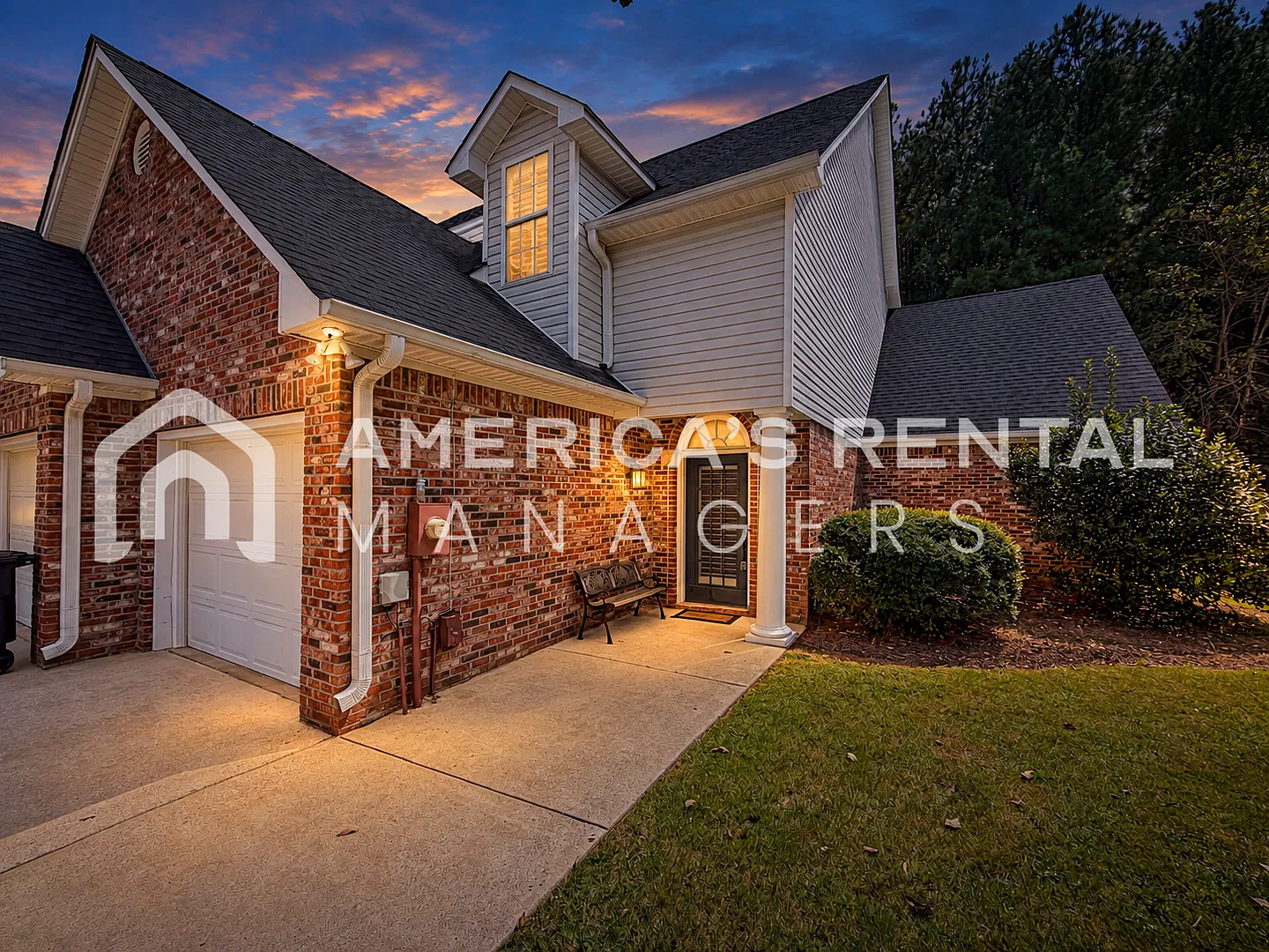 Spacious 3-Bedroom 3- Bath Townhome in Savannah Park! — Photo 4