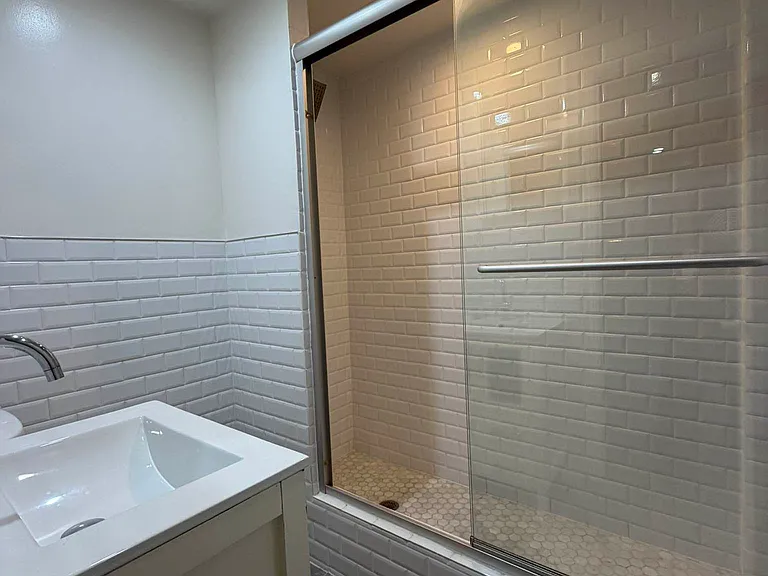 15 Covert St #GARDEN — Photo 17