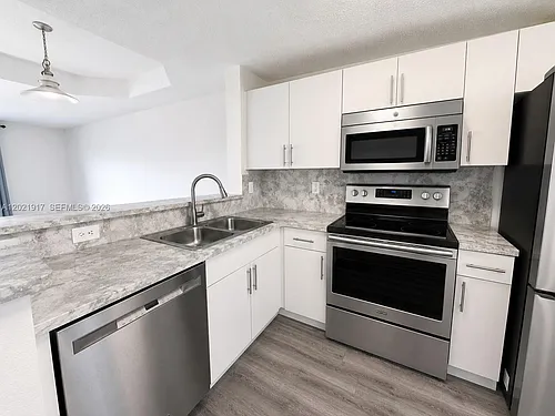 14057 SW 121st Pl #724 Photo 1