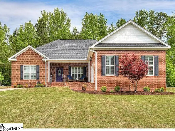 219 Woodridge Rd, Edgefield, SC 29824