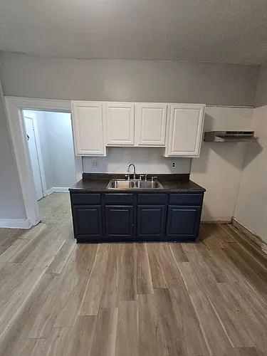 54 Hillside Ave Photo 1