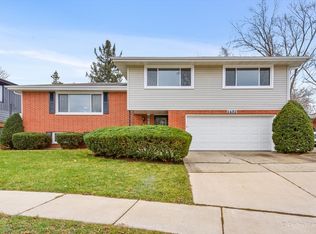 1481 Easy St, Elgin, IL 60123