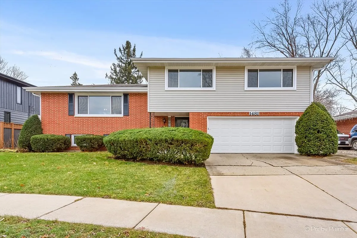 1481 Easy St photo 1