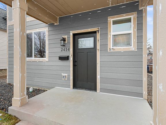 2nd image of 2414 E Everett Ave