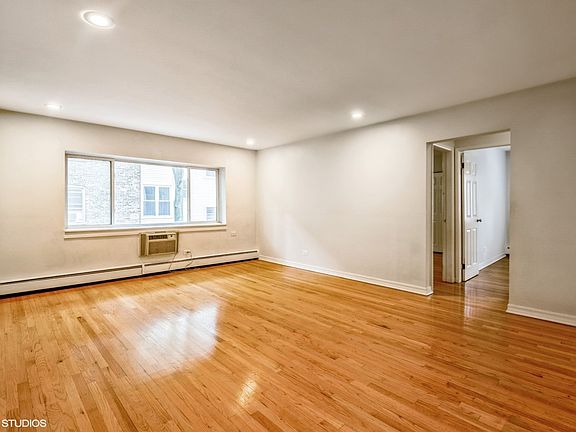 4th image of 1441 W Farwell Ave APT 2F