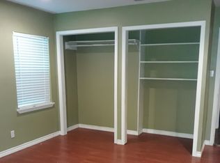 110 Trout Ave, Galveston, TX 77550