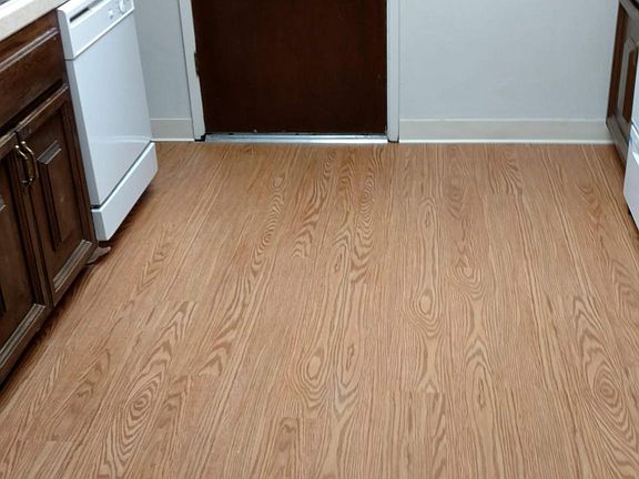 3rd image of 1414 Pierce Dr APT C