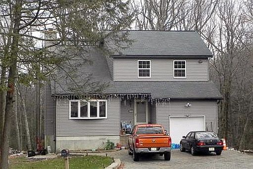 Paving stone driveway