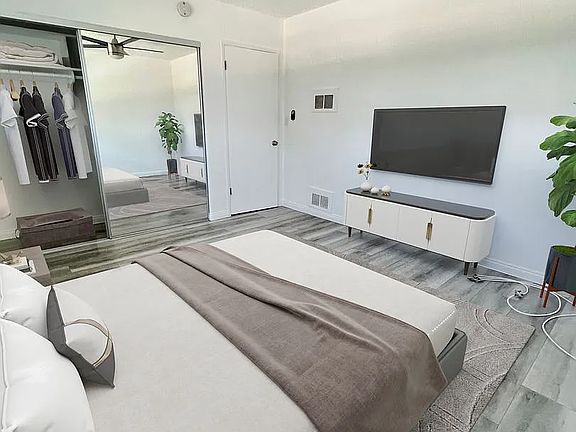 5th image of 631 N Cerritos Ave #W115