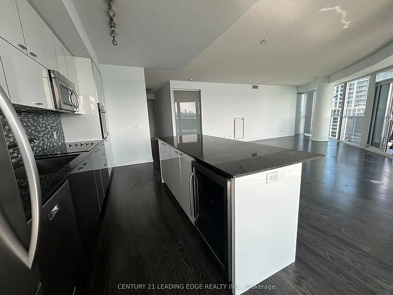 80 Marine Parade Dr #1102 — Photo 4