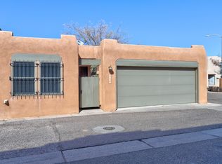2427 NW Cir NW, Albuquerque, NM 87104