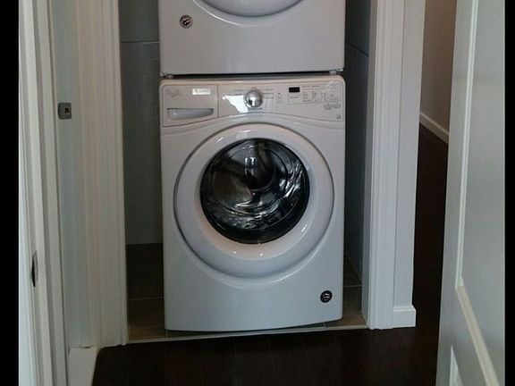 3rd image of 23-44 28th St #3