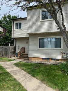 1477 Woodview Ave E, Eagan, MN, 55122