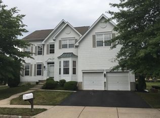 85 Equestrian Dr, Burlington, NJ 08016