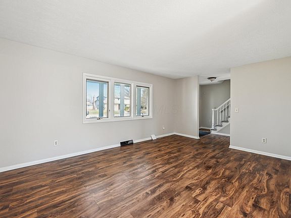 3rd image of 559 Matthew Ct