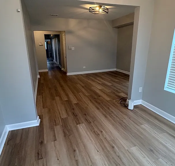 6110 S Saint Lawrence Ave #1 — Photo 3