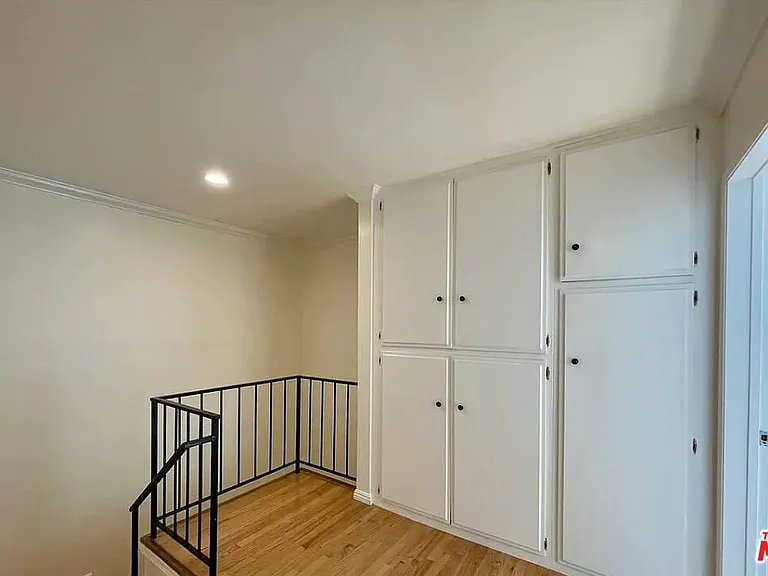 1115 22nd St #1 — Photo 10