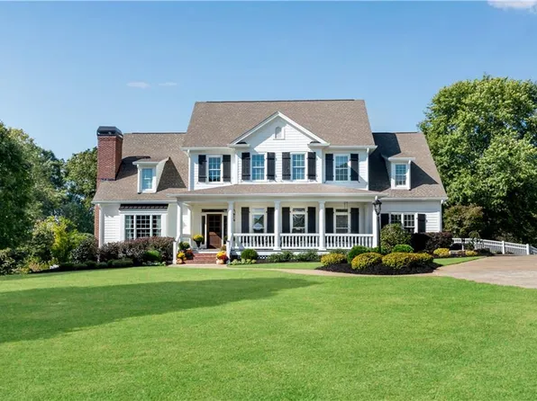 1525 Thomas Rd, Canton, GA 30115