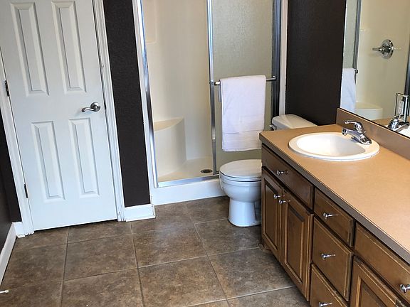 Master bathroom 