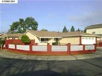 1st image of 4232 Queensboro Way