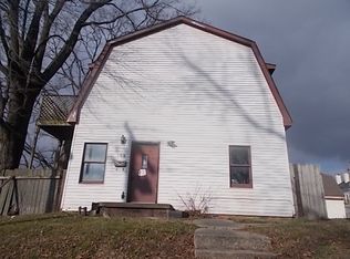 104 W Walnut St, Fort Branch, IN 47648