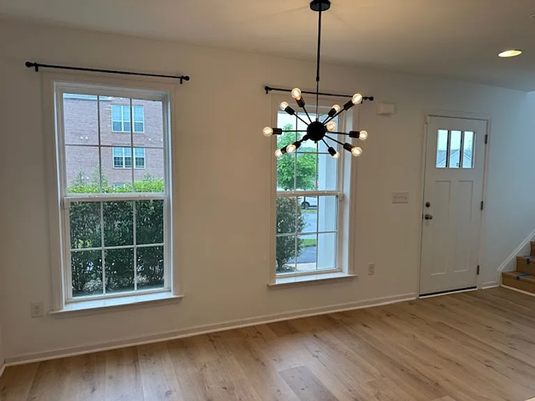 3206 Concord Way — Photo 3