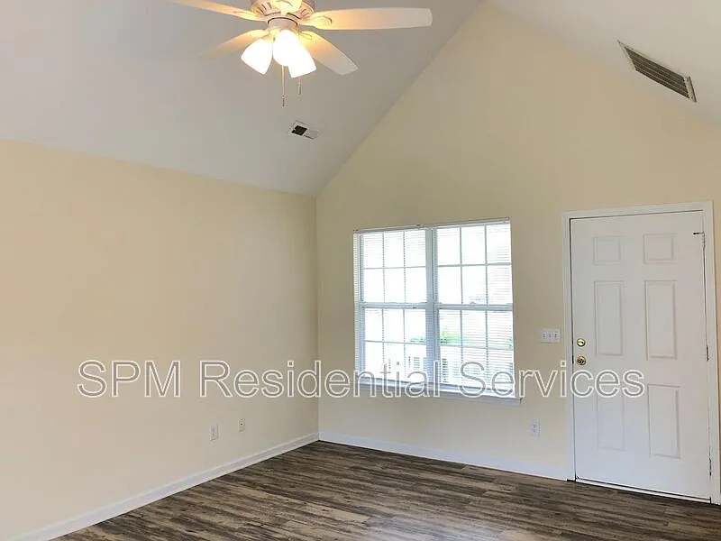 Building Photo - 343 Saint Rosea Rd