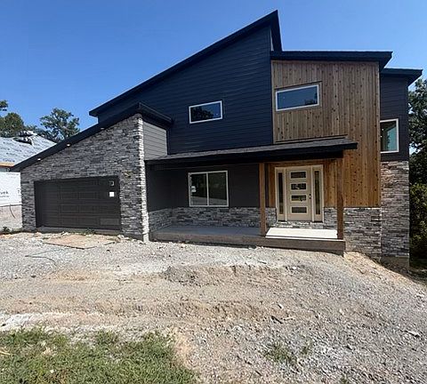 2nd image of 32 Sorbie Dr