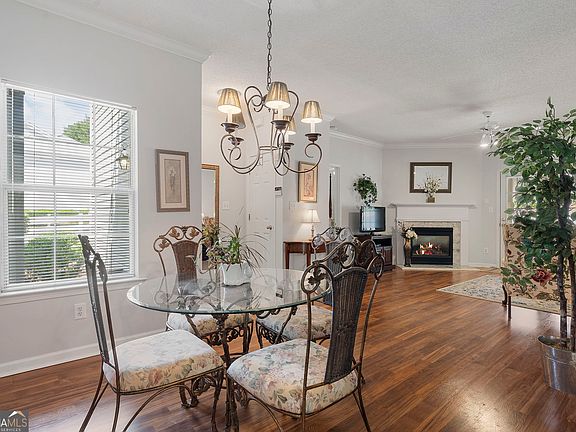 5th image of 707 Las Brasis Ct