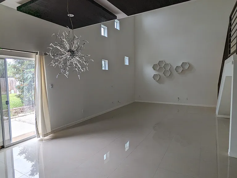 5211 Shalom Dr — Photo 6