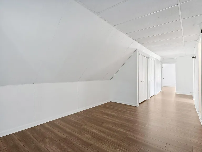 513 N 50th St #515 — Photo 15