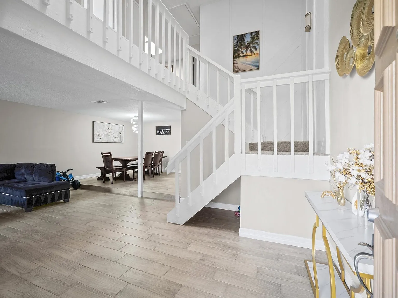 3 bed, 2.5 bath, 2240 sqft, $1,850 — Photo 2