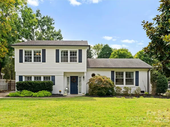 5936 Charing Pl, Charlotte, NC 28211