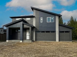 Takane, Puyallup, WA 98374