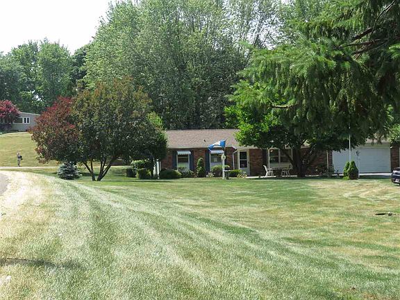 3rd image of 707 Wakefield Cir