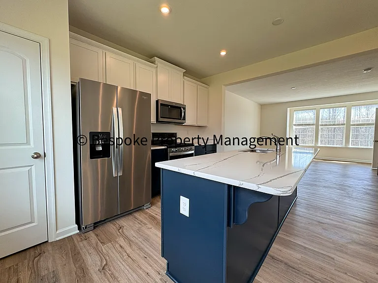 56 Dover Ct — Photo 7