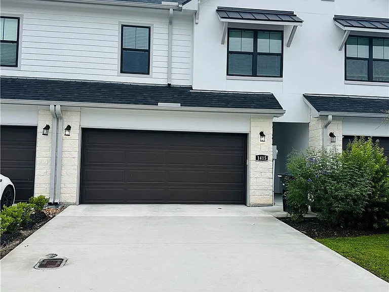 1415 Ailin Dr — Photo 1