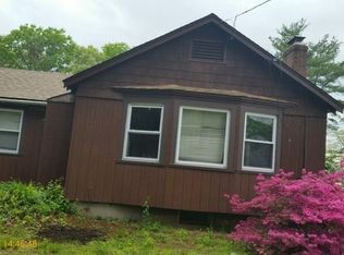 205 Broadway, Huntington, NY 11743