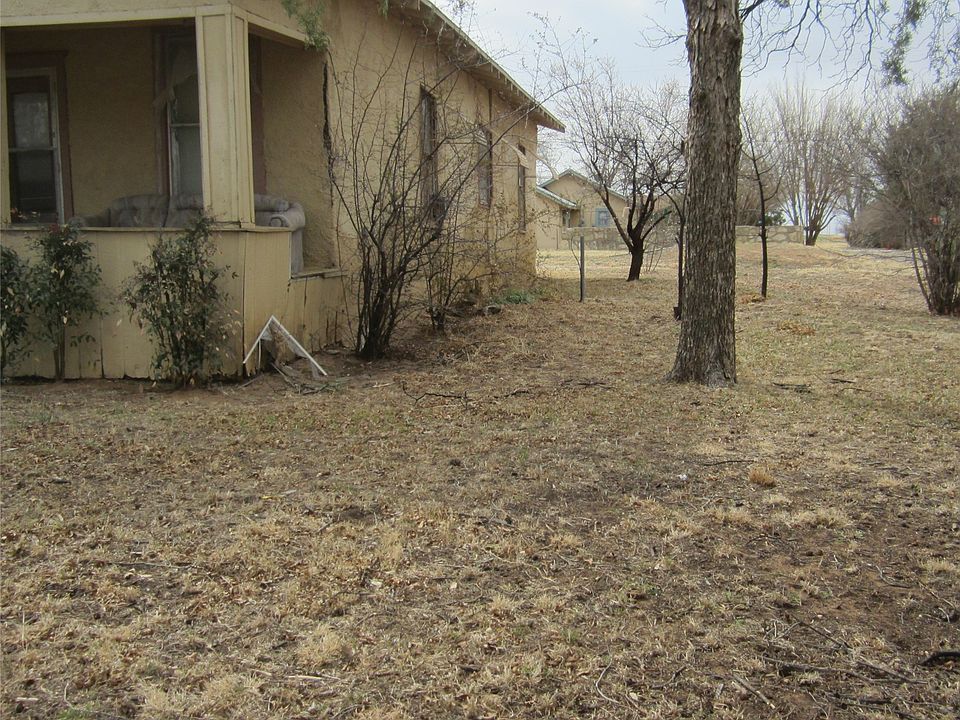 2nd image of 901 SE 4th St