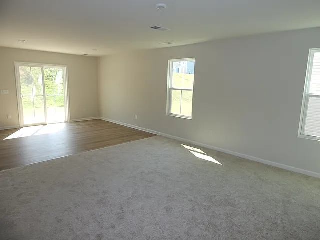 633 Coopers Mill Rd — Photo 5