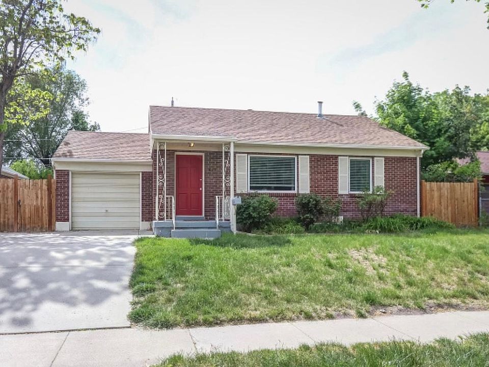 1st image of 817 N American Beauty Dr