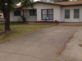 4206 S Bonham St, Amarillo, TX 79110