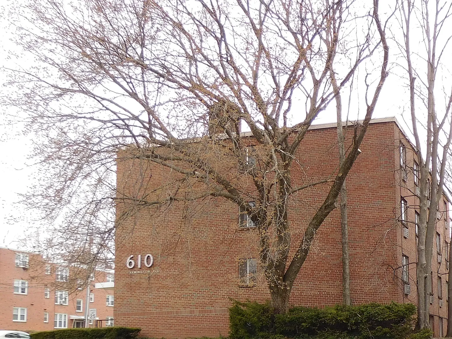 610 Farmington Avenue — Photo 3