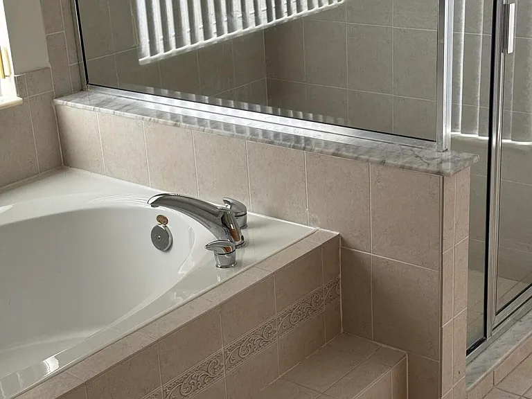 5824 NW Zenith Dr — Photo 7