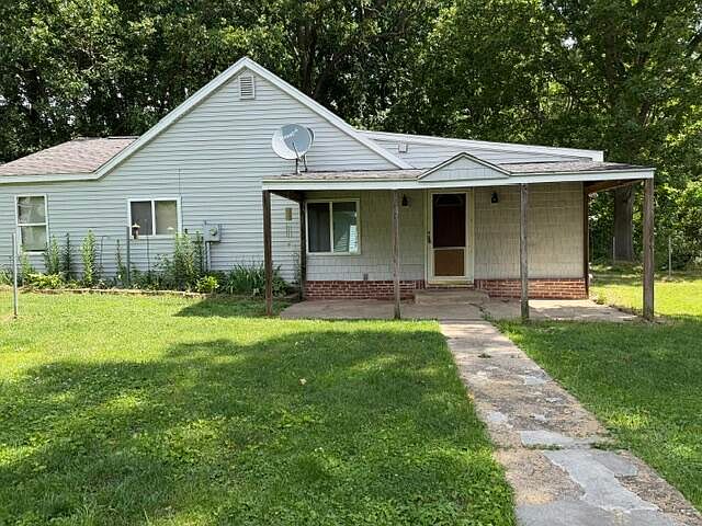 1st image of 3406 W Shore Dr