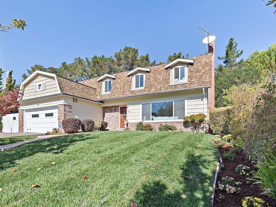 1st image of 3040 Arguello Dr