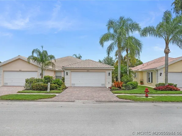 8693 SE Retreat Dr, Hobe Sound, FL 33455