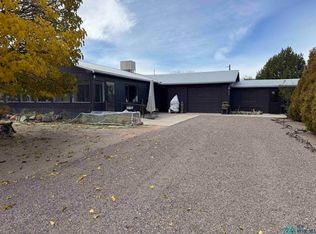 213 Northern Dr, Elephant Butte, NM 87935