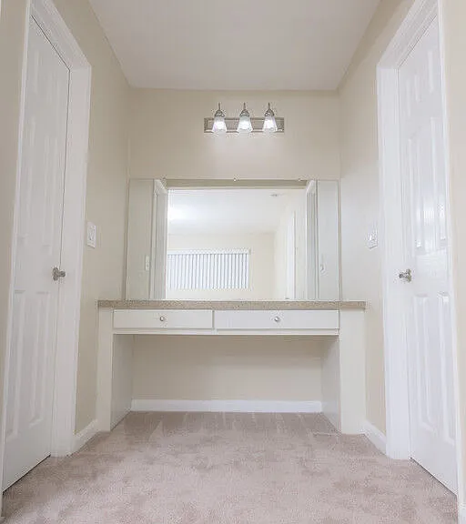 Strada Apartments — Photo 10