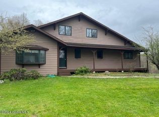 1162 Eastern Ave, Ballston Lake, NY 12019
